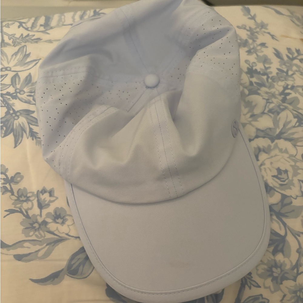 Lululemon women’s hat